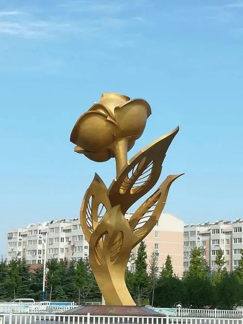 公園月季花雕塑 鏡面公園花卉雕塑 景觀花朵雕塑