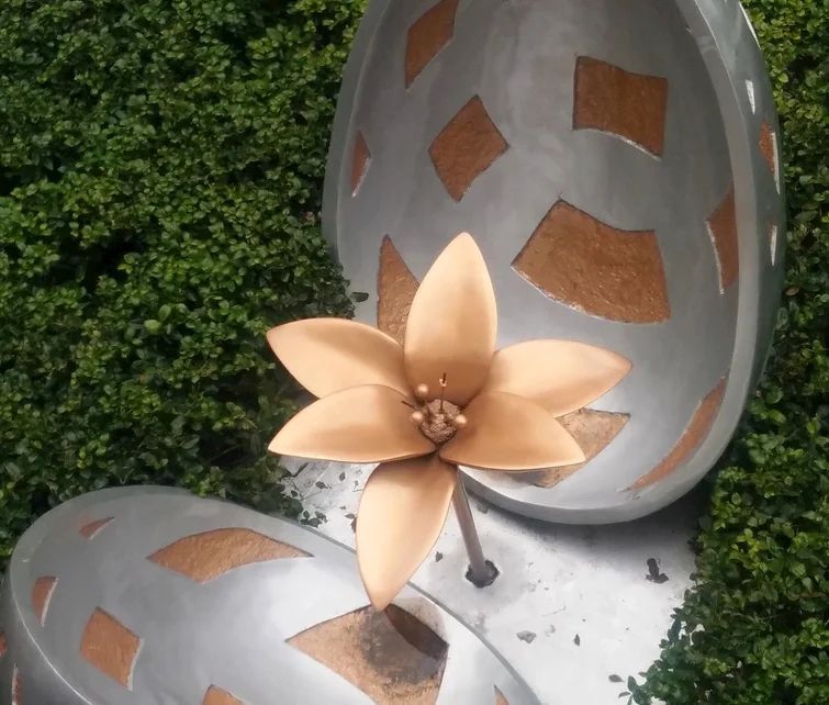 仿真花朵雕塑 店門口園林雕塑 花卉小品