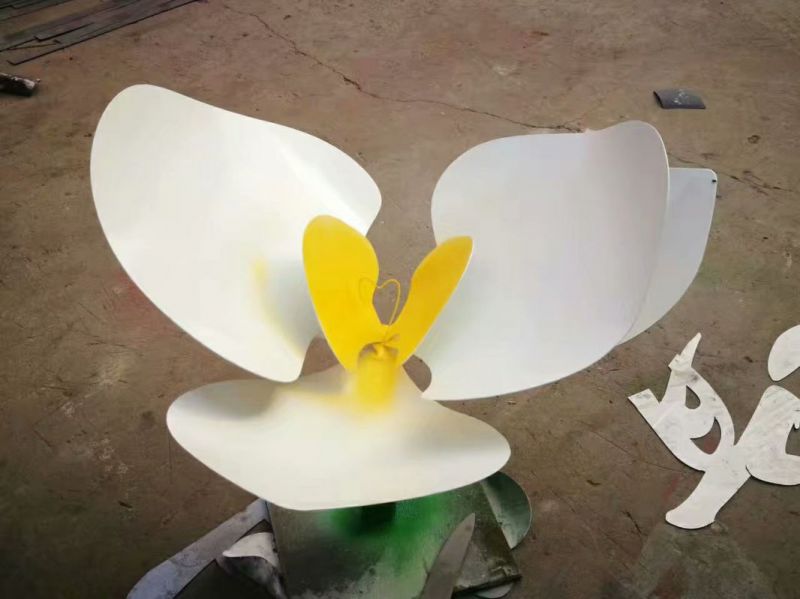 仿真蘭花雕塑 異形噴水玉蘭花雕塑 花卉雕塑