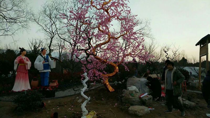 景區(qū)梅花雕塑供給，廣場雕塑，戶外梅花雕塑供求