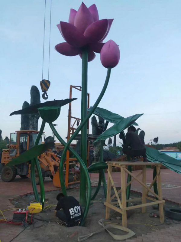 大型荷花雕塑公司，花園小品，荷花雕塑提供