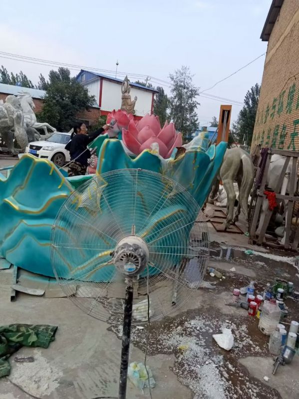 荷花雕塑生產(chǎn)，廣場雕塑，荷花雕塑展品