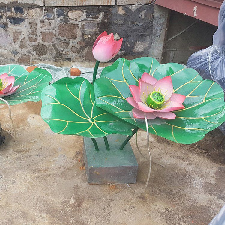 烤漆荷花雕塑制造商，室外軟裝，景觀荷花雕塑承接